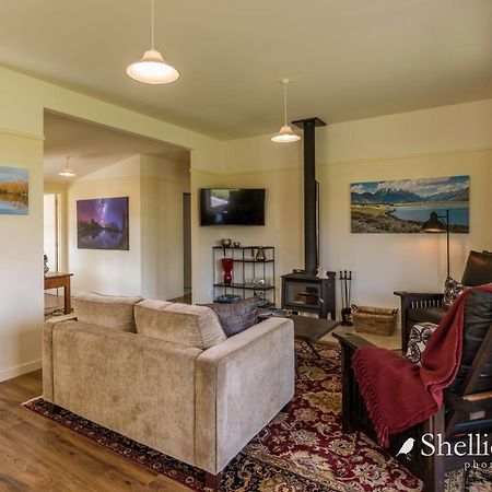 Night Sky Cottage - Kahu Cottage - Hot Tub Twizel Esterno foto