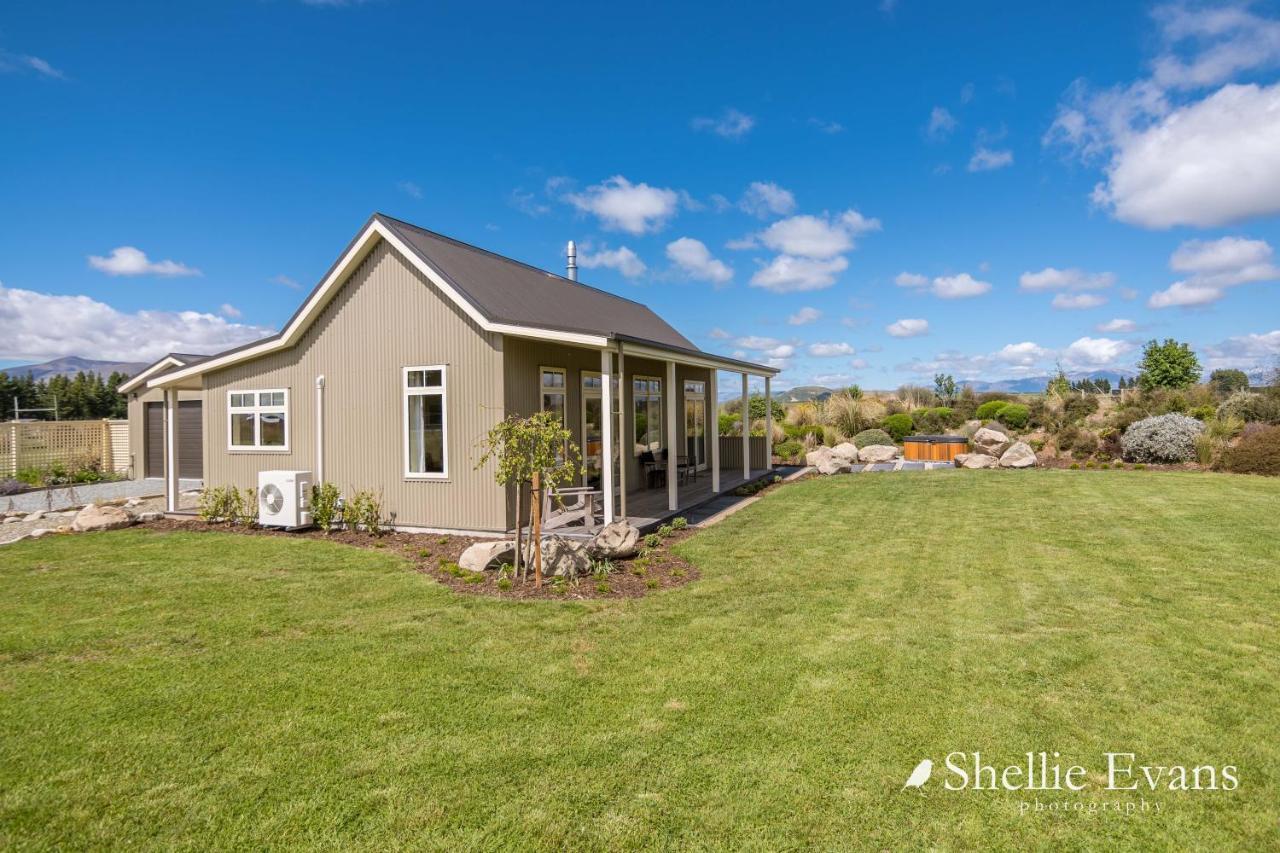 Night Sky Cottage - Kahu Cottage - Hot Tub Twizel Esterno foto